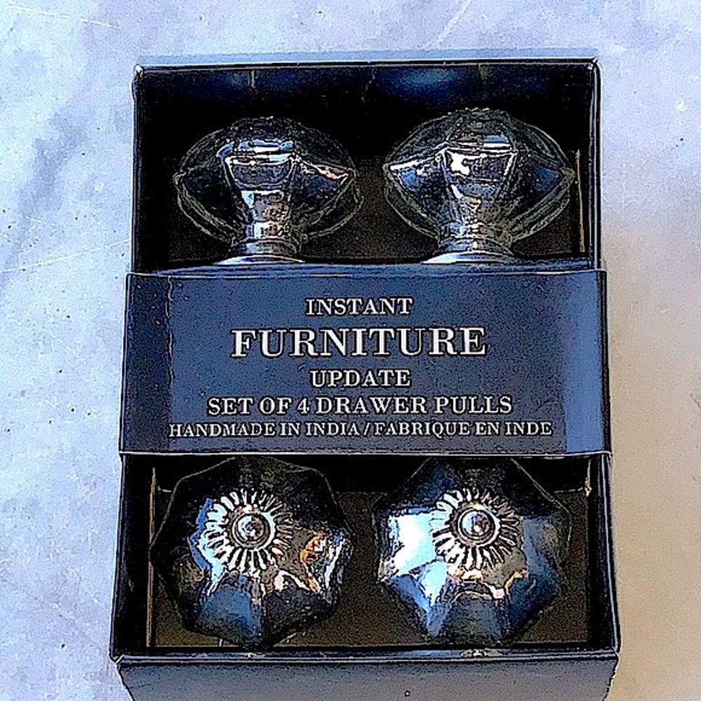 INSTANT FURNITURE UPDATE KNOBS PULLS MERCURY GLASS SILVER SET OF 4